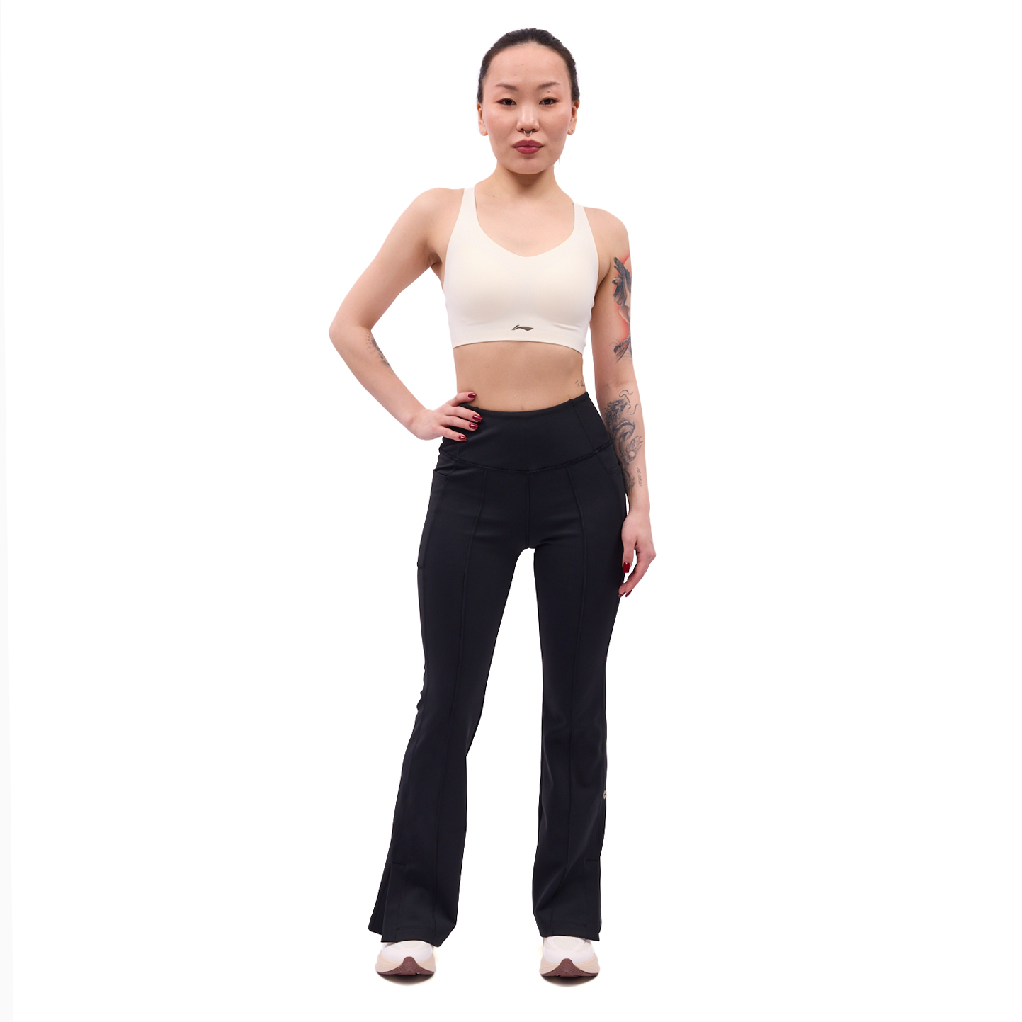 AKYV130-1 Брюки джоггеры Yoga черный